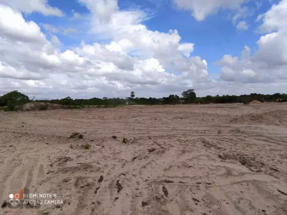 Imagem Terreno a Venda no bairro Justiniano de Serpa - Aquiraz, CE