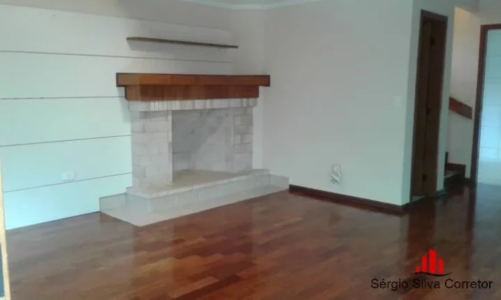 Imagem Casa em Condomínio Fechado para Venda, com 05 quartos em Vila Inglesa.