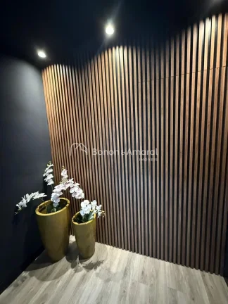 Imagem Oportunidade excelente! Sala comercial mobiliada para locação, contendo 2 banheiros (masculino e f...