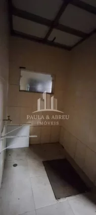 Imagem Aluga-se Galpão Fantástico 245m², Vão Livre, 3 portas, 2 Banheiros, Cozinha, Mezanino 45mts, no Jardim Itapeva, Mauá-SP