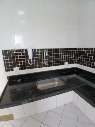 Imagem Condomínio Vivendas Di Capri - Apartamento com 2 quartos e sacada no bairro Zé Garoto, São Gonçalo/RJ