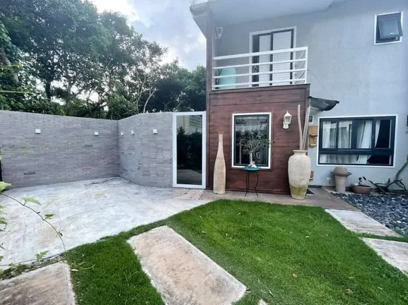 Imagem Cond Jd das Paineiras (Casa 130) - 3 sts. Rua do Shopp G. Vianna