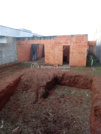 Imagem Descubra o conforto e a elegância de uma casa térrea de alto padrão, projetada para oferecer uma ...