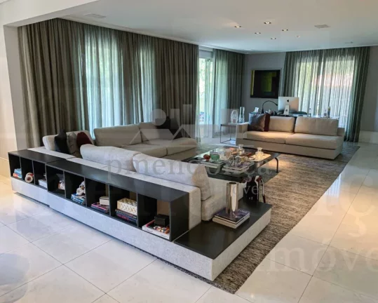 Imagem Apartamento em Higienópolis com 3 suítes e 4 vagas, 292,13m².