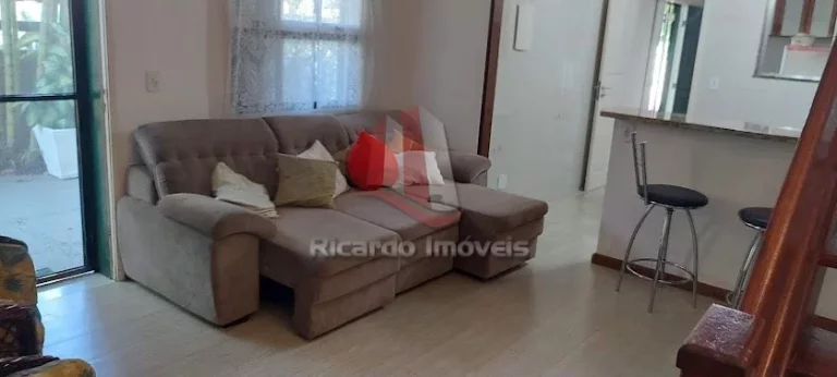 Imagem Casa Duplex Condomínio c/ Área Exclusiva