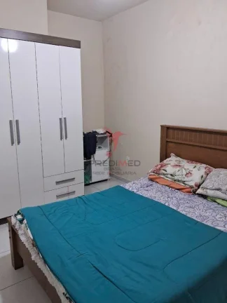 Imagem Excelente Casa Duplex com Piscina a apenas 300 metros da praia em Iguaba Grande