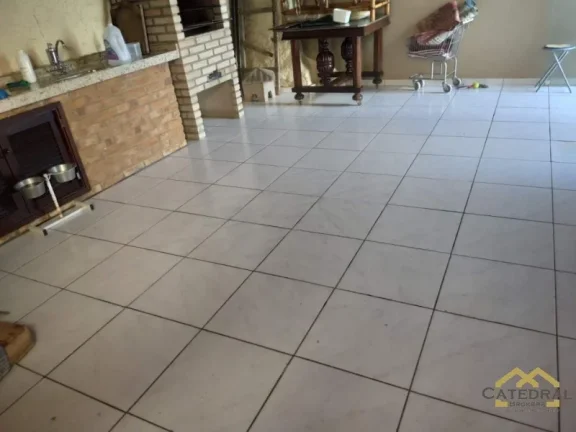 Imagem Casa com 2 quartos (1 Suíte) 4 vagas - Jardim Messina - Jundiaí/SP
