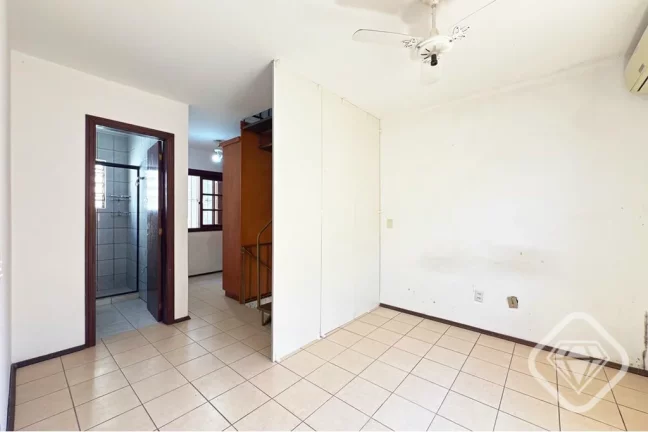 Imagem Casa em condomínio na Tristeza

Oportunidade de morar com segurança e qualidade de vida na Zona Su...