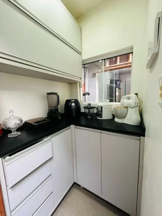 Imagem Casa com 3 dormitórios sendo 1 suíte e 2 vagas de garagem - Adhemar Garcia | Joinville/SC