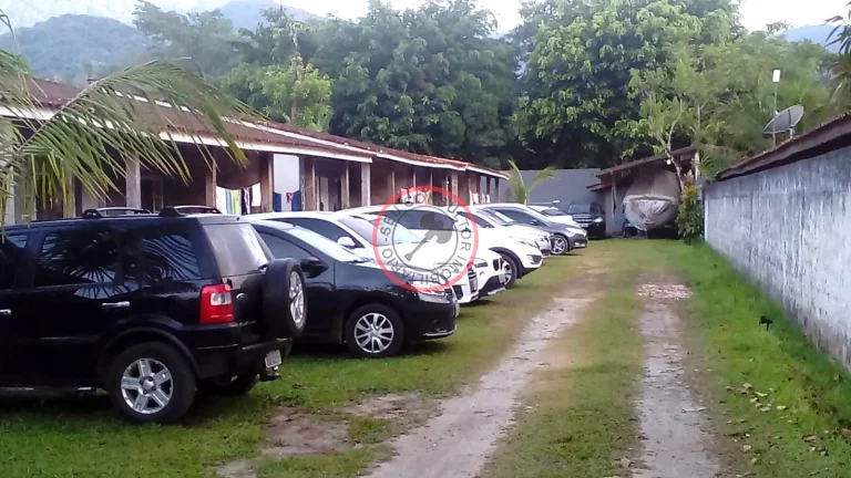 Imagem RESIDENCIAL COM 8 CASAS EM CAMBURY