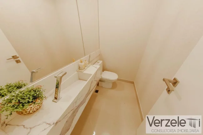 Imagem Apartamento Quadra Mar para Venda em Balneário Camboriú / SC no bairro Pioneiros