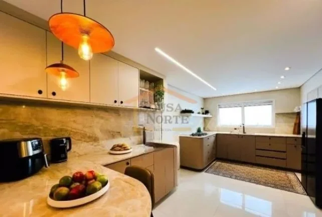 Imagem Apartamento alto padrão, com 263m² de área privativa e 2.303m² de área total. O imóvel conta c...