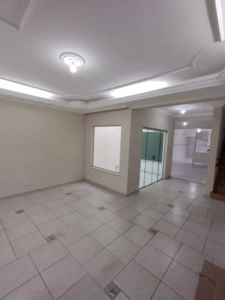 Imagem Sobrado com 3 dormitórios à venda, 225 m² por R$ 890.000,00 - Parque Marajoara - Santo André/SP