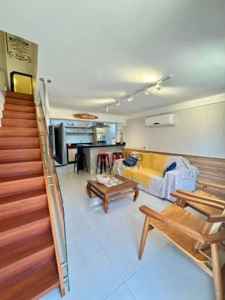Imagem Casa com 2 dormitórios à venda, 60 m² por R$ 960.000,00 - Geribá - Armação dos Búzios/RJ