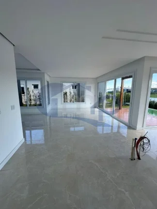 Imagem Casa á venda com 3 suítes no Engenho Velho em Torres/RS