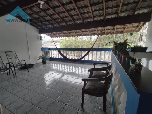 Imagem Sobrado amplo, ótima localização, 3 dormitórios sendo 1 suite.
