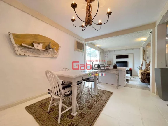 Imagem Casa com 3 dormitórios à venda, 130 m² por R$ 1.800.000,00 - Geribá - Armação dos Búzios/RJ