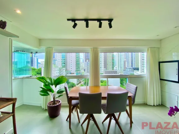 Imagem OPORTUNIDADE - Apto completamente decorado e reformado com 2 dormitórios sendo uma suíte