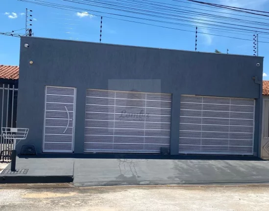 Imagem Casa em Condomínio para Locação em Cuiabá-MT (Jardim Mossoró) - 3 Quartos, 2 Suítes, 1 Sala, 2 Vagas de Garagem!