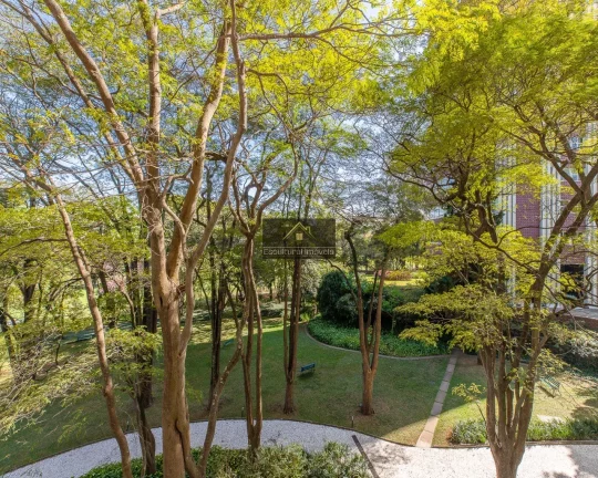 Imagem APARTAMENTO REFORMADO 411,00 M 4 SUÍTES SALA 4 AMBIENTES LAVABO TERRAÇO COZINHA REPLETA ARMÁRIOS NATUREZA EXUBERANTE 3 VAGAS SEGURANÇA LAZER TOTAL