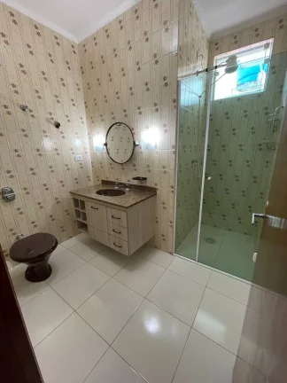 Imagem Sobrado com 174 m² 3 Dormitorios sendo 1 Suite 2 Vagas