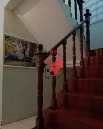 Imagem Sobrado à venda com 180 m² no bairro Piraporinha em Diadema – Excelente localização e estrutura para ampliação!