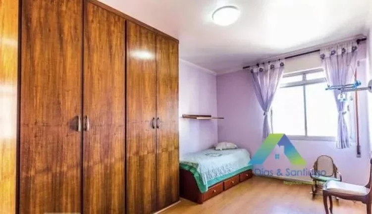 Imagem Lindo apartamento em área nobre, 3 dormitórios sendo 1 suíte, excelente localização. Venha conhecer!