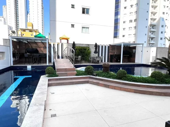 Imagem Apartamento com 3 dormitórios sendo 1 suíte e 3 vagas de garagem em Balneário Camboriú/SC
