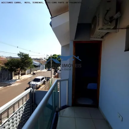 Imagem Sobrado Geminado para Venda em Sarandi, Ouro Verde II, 3 dormitórios, 1 suíte, 3 banheiros, 3 vagas