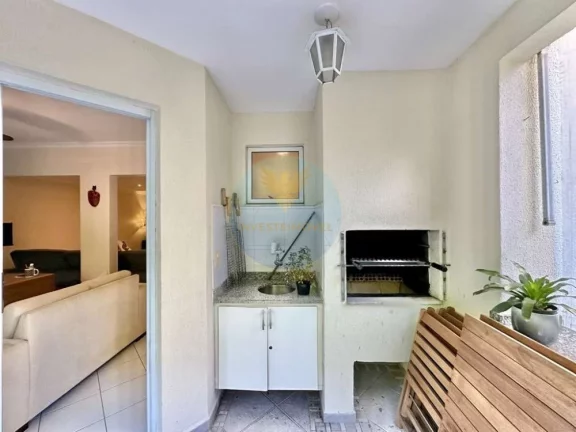Imagem Casa em Condomínio a Venda no bairro Granja Viana - Cotia, SP