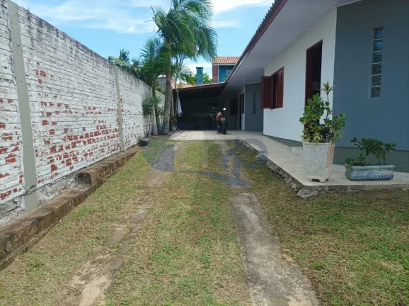 Imagem 2 casas com 2 quartos cada na Praia Itapeva em Torres