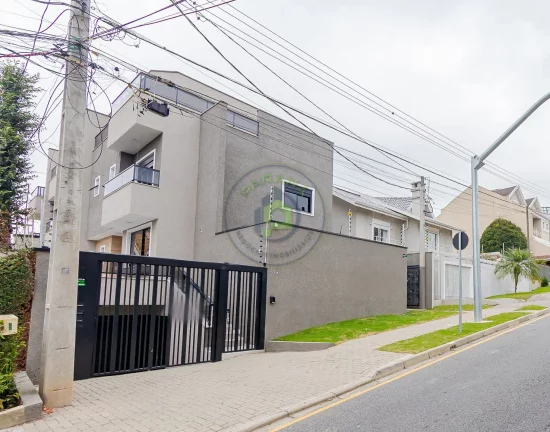 Imagem Sobrado em Condomínio fechado Alto Padrão, 3 suíte