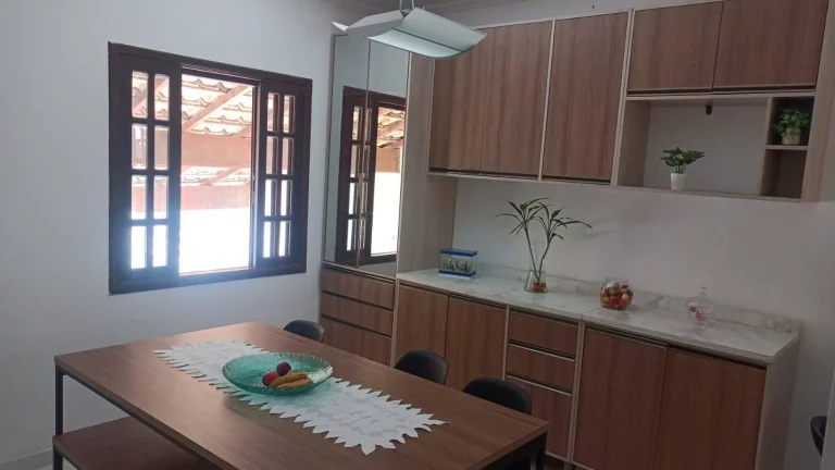 Imagem Lindo Sobrado semi-geminado - Residencial Villa D´este