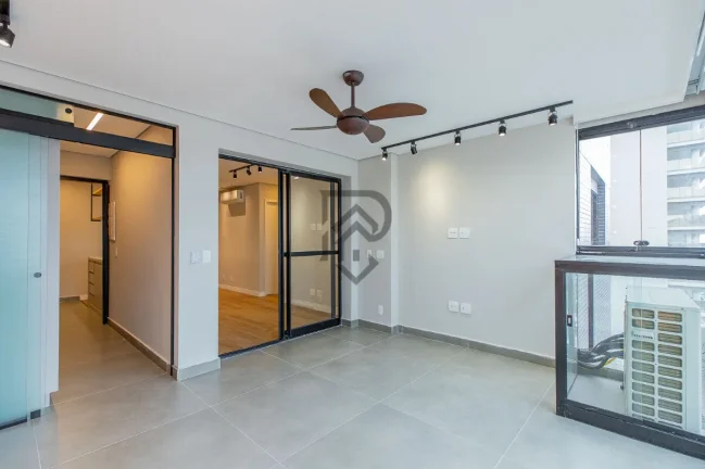 Imagem Apartamento decorado vista livre andar alto proximo metrô