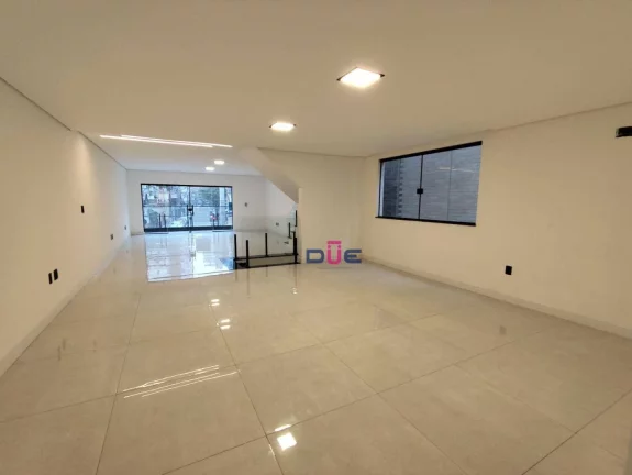 Imagem Sobreposta duplex com piscina e vista mar. 280 m² no Embaré