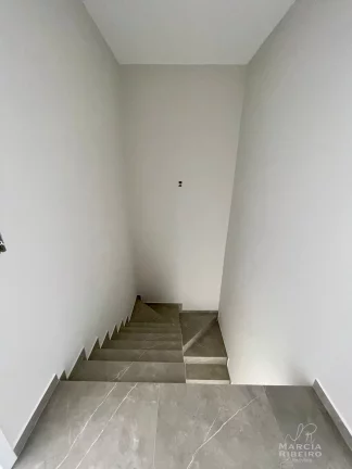 Imagem Duplex com 02 Suítes no Bairro Ingleses