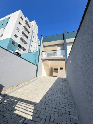 Imagem Sobrado geminado novo no Floresta.