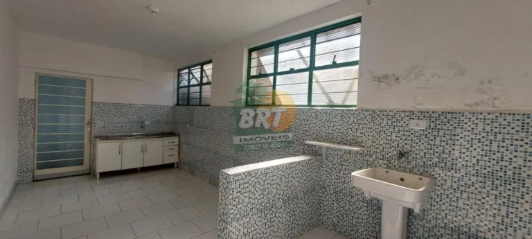 Imagem Casa para Venda em São Roque, Jardim Brasil, 2 dormitórios, 1 banheiro, 3 vagas