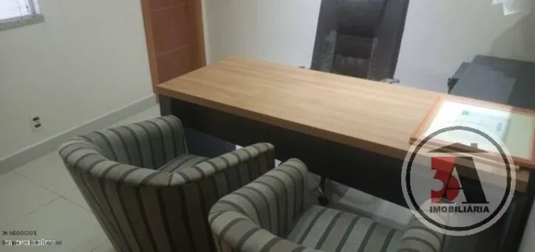 Imagem Prédio Comercial no Centro de PVH