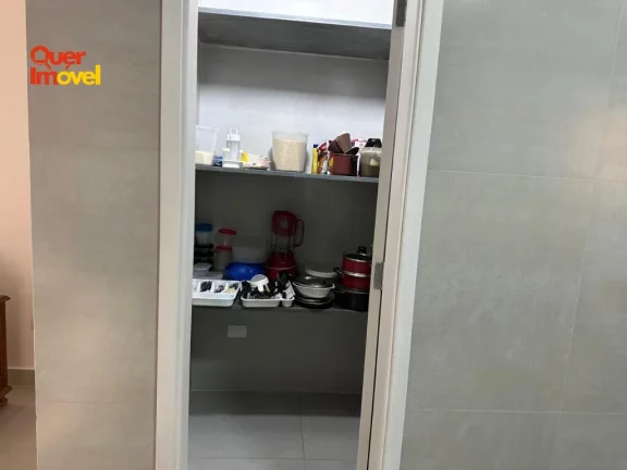 Imagem Casa ampla e bem localizada em Ribeirão Preto-SP, Vila Tibério: 3 quartos, 1 suíte, 1 sala, 2 banheiros, 1 vaga, 112m².