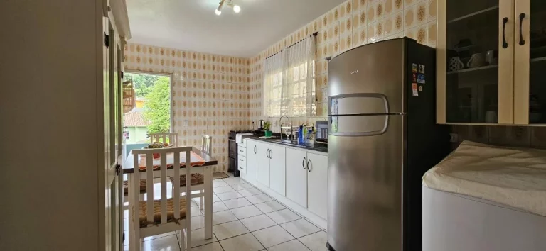 Imagem Casa à Venda,300 m2 , 3 dormitórios(1 suíte), 2 Vagas , Trindade, Florianópolis, SC