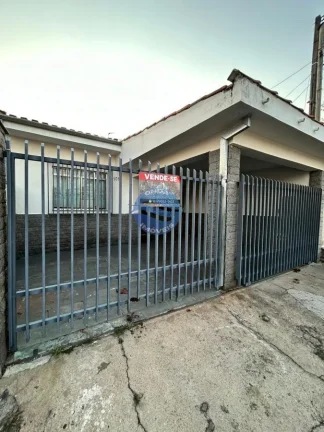 Imagem Ótima casa a venda em Amparo no Jardim Silmara