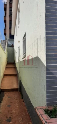 Imagem Casa Comercial com 6 Salas no Centro de Franco da Rocha-SP: Venda ou Locação com 3 Vagas de Garagem!