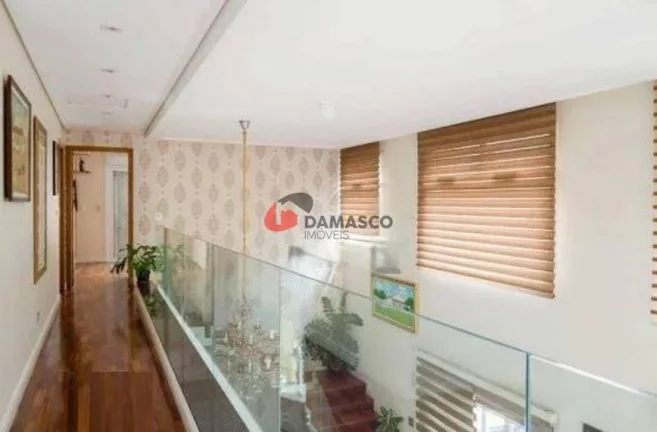 Imagem Sobrado à venda 4 Quartos, 3 Suites, 4 Vagas, 260M², Jardim São Caetano, São Caetano do Sul - SP