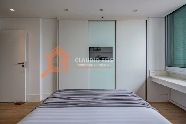 Imagem Apartamento com 2 Quartos à venda ou aluga, 131m² - Itaim Bibi