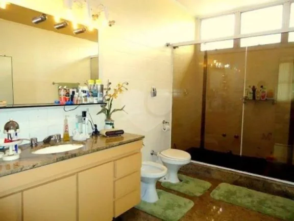 Imagem Sobrado à venda com 4 quartos, sendo 4 suítes, em Jardim Guedala, São Paulo - SP