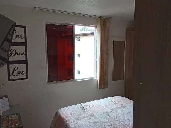 Imagem Apartamento com 2 Quartos Reformado no Tatuquara
