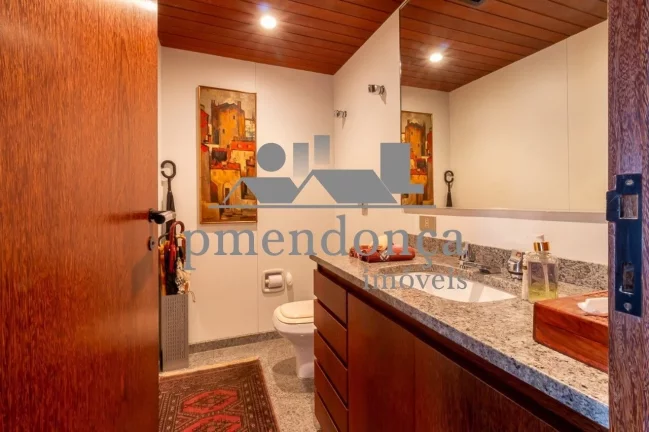Imagem Belíssima Cobertura Duplex com 623m², 3 suítes e 6 vagas