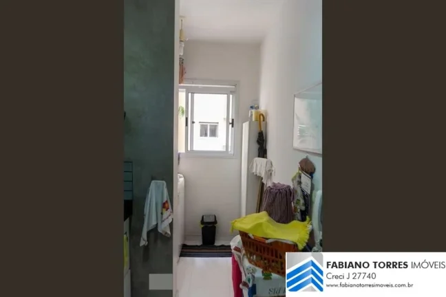 Imagem Apartamento bem localizado com alguns armários embutidos e fácil acesso a Rodovia Anchieta