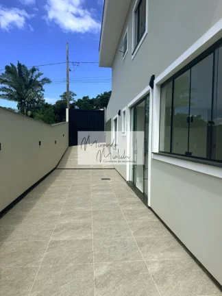 Imagem Casa Geminada à Venda em Forquilhas – São José | 4 Dormitórios | Terreno de 400 m²